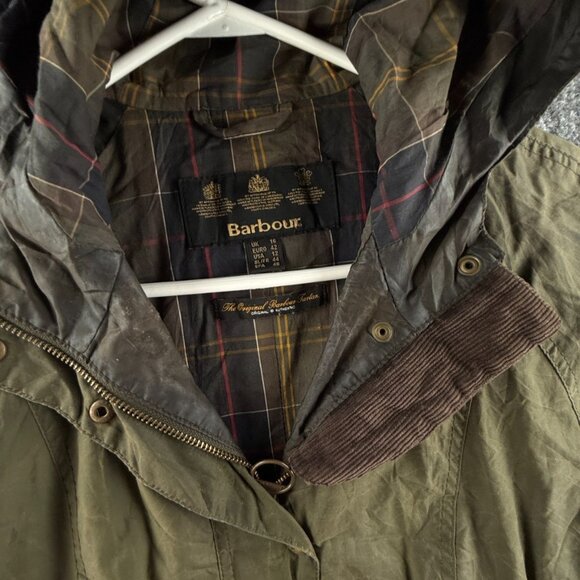 Barbour Flyweight Beadnell Parka Waxed Jacket Women Hooded Green Size 12 US - Picture 12 of 16
